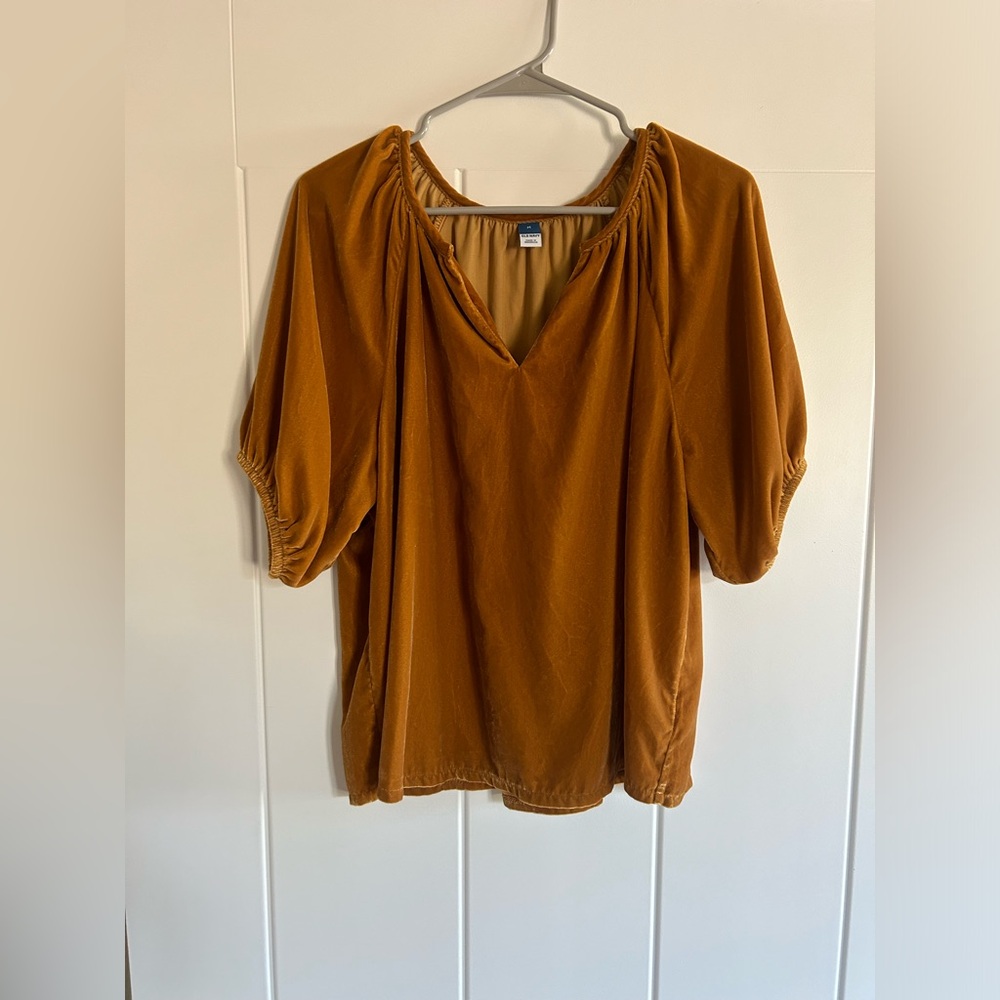 Old Navy Split Neck Velvet Swing Blouse Size M